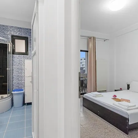 1 Bdr With 2 Bed Near The * Năvodari